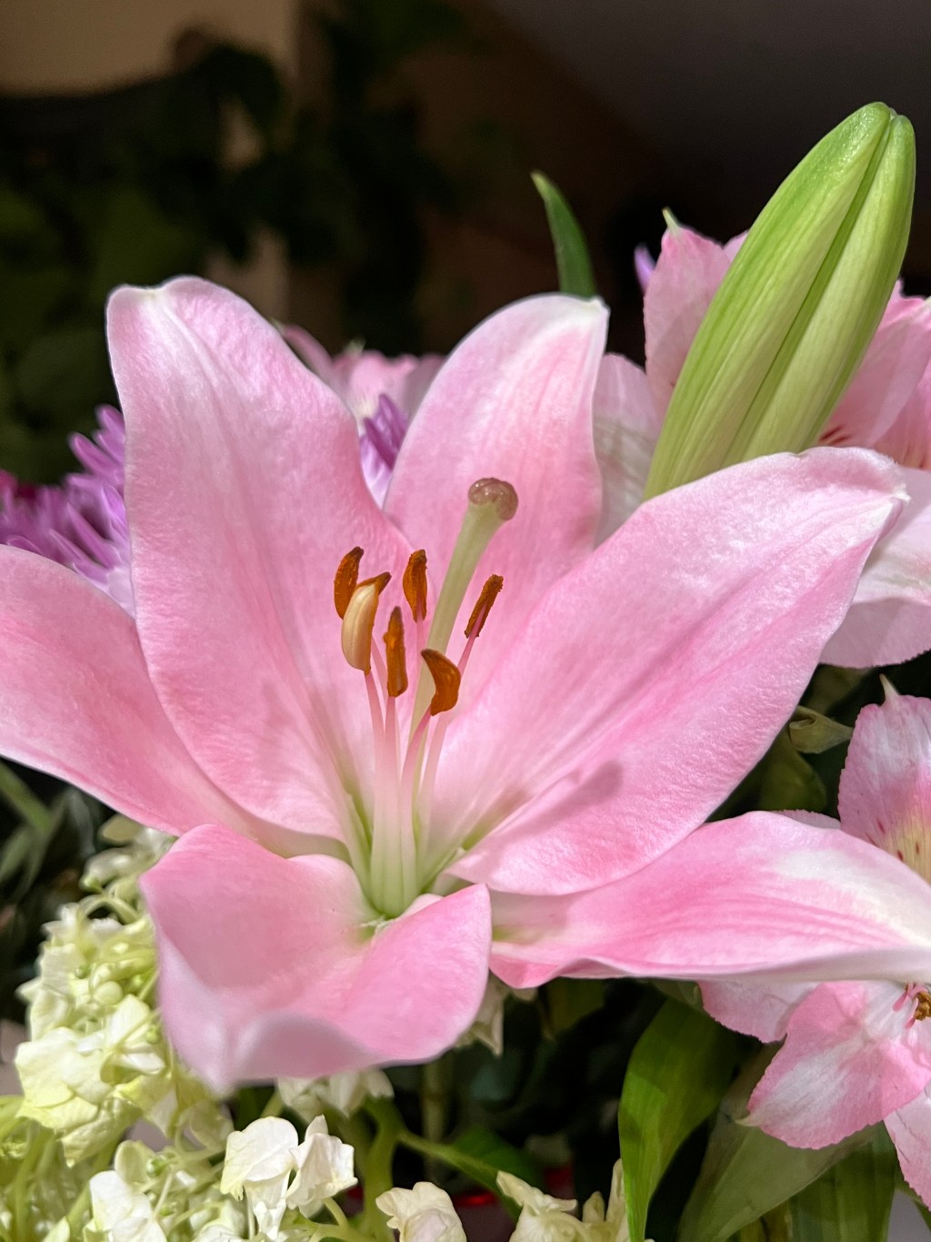 When is it ethical to tell someone something a bit disappointing? 